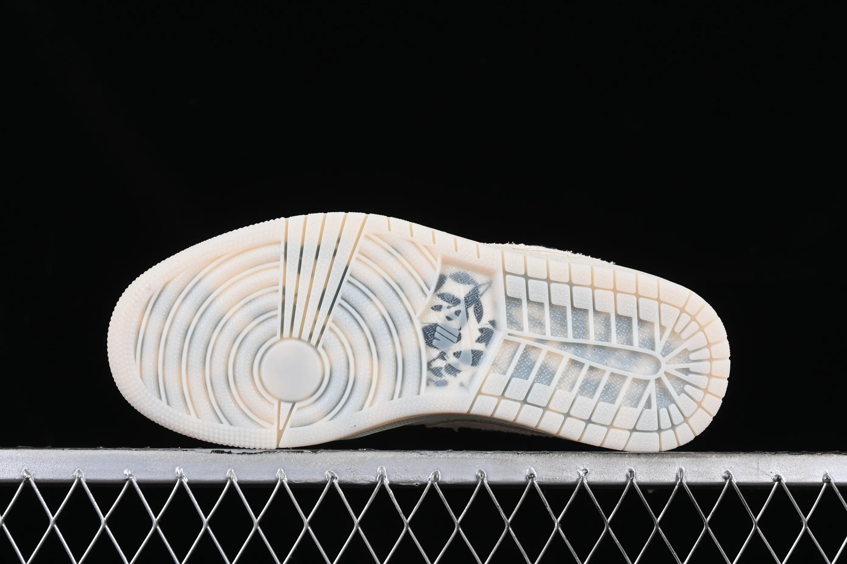 All categories Air Jordan Jordan series basketball shoes Air Jordan 1 Low Z version CP3 x Air Jordan 1 AJ1 Joe 1 embossed white low-top cultural casual sneakers FZ0455-200